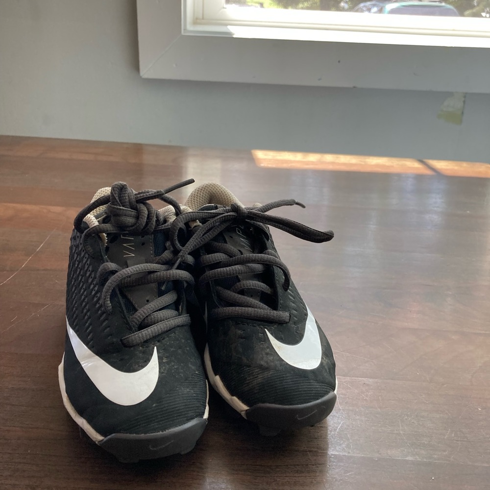 GUC Nike Fastflex Football Cleats Toddler Size 11